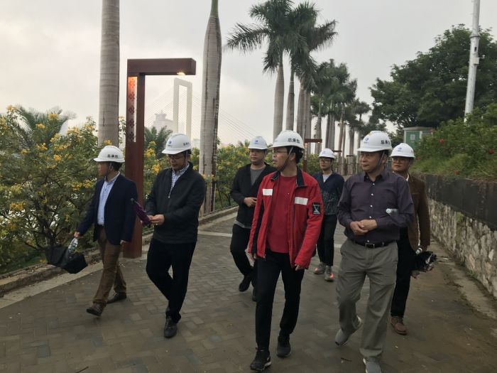 陈祖训检查邕江亮化工程项目。！２题樯.jpg