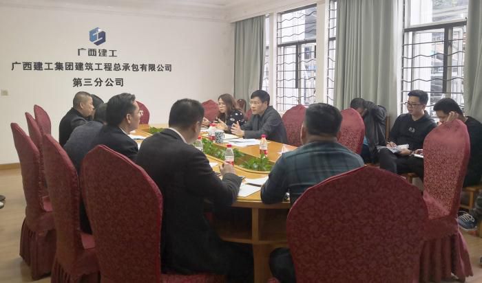 4聚会现场。。。邓灿滨 摄_700x412.jpg