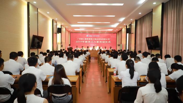 1.5聚会现场。。。李丽云 摄 (1)700.JPG