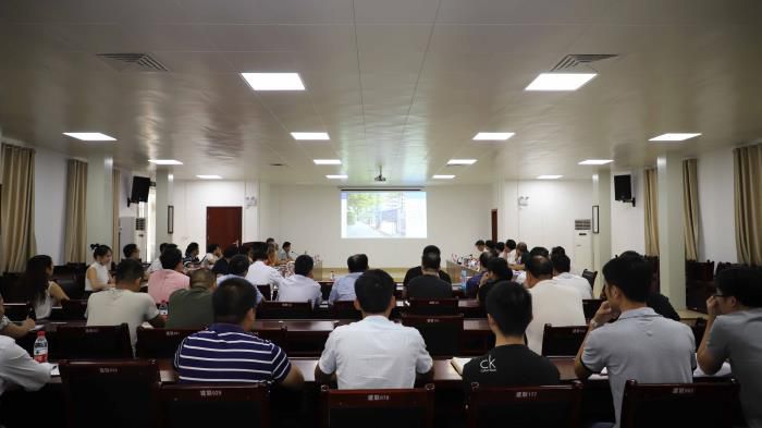 9.1聚会现场。李立云 摄700.JPG