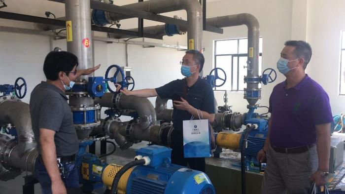 1.2检查现场。。银燕 摄700.jpg