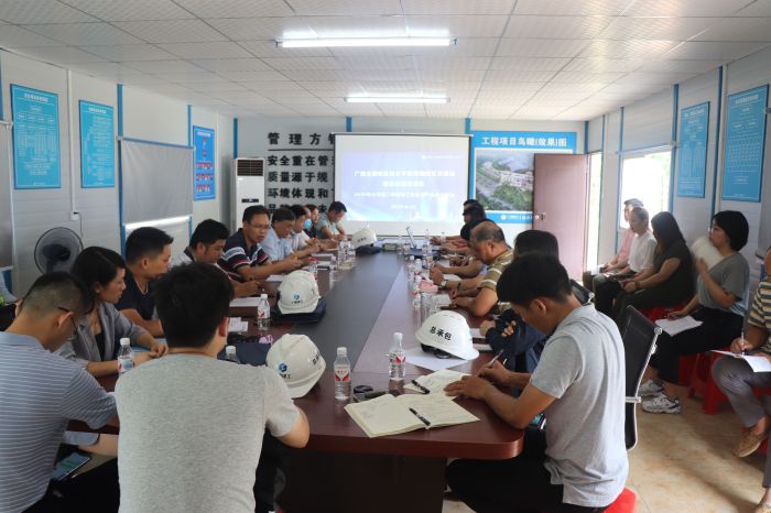 聚会现场。。。 杨俊峰 摄.jpg