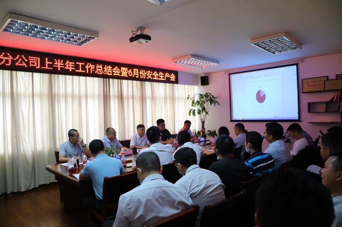 聚会现场。。。。。杨钰 摄 (2).jpg