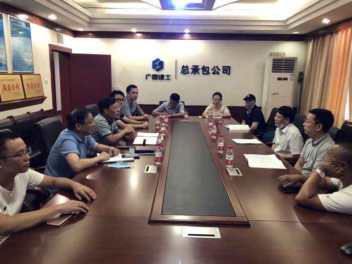 聚会现场。 韦炎枫 摄.jpg