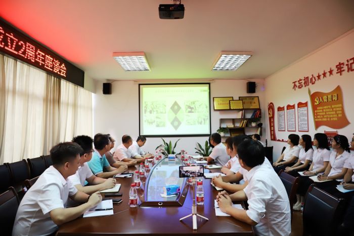 19聚会现场。。杨钰 摄_副本.jpg