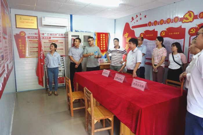 47观摩现场。谢微旋 摄.jpg