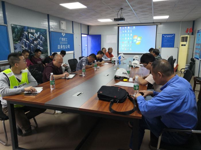 9军粮项目调研会现场。。邓灿滨 摄.jpg