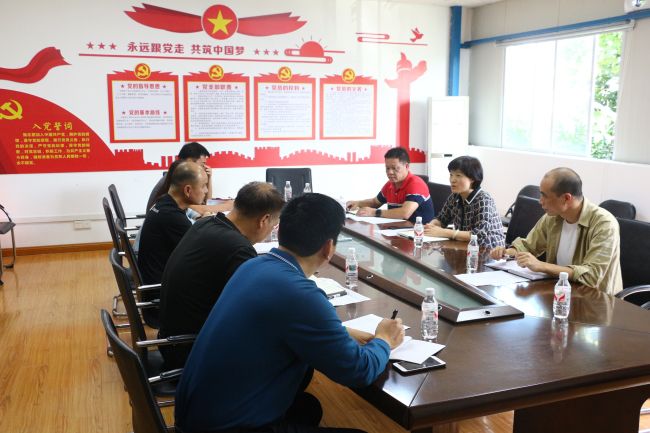 聚会现场。。。张钊林 摄.jpg