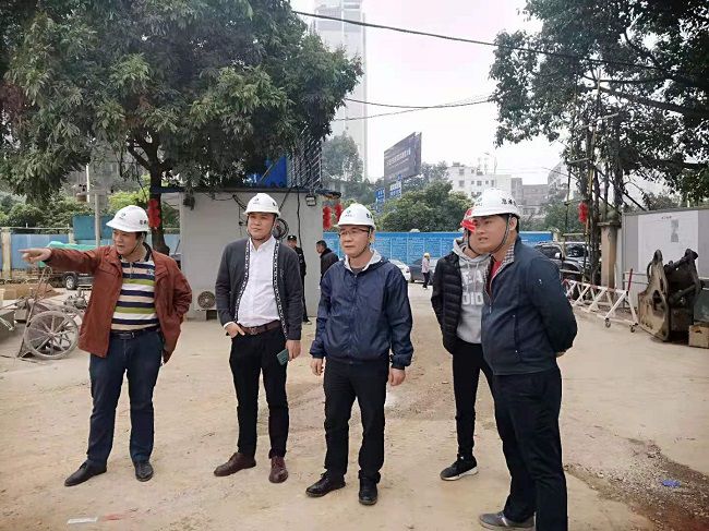 3检查现场。：：：赜 摄（修图）.jpg