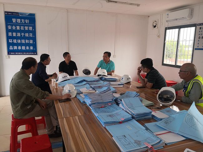 聚会现场。。。 杨海 摄（修图）.jpg