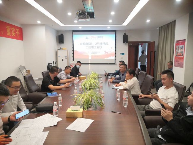 完工聚会现场。。。杨榜孟 摄（修图）.jpg