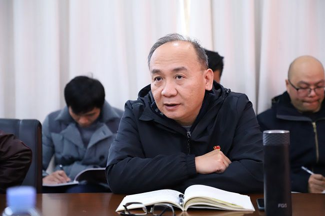 陆烜讲话。：罱〗 摄（修图）.jpg