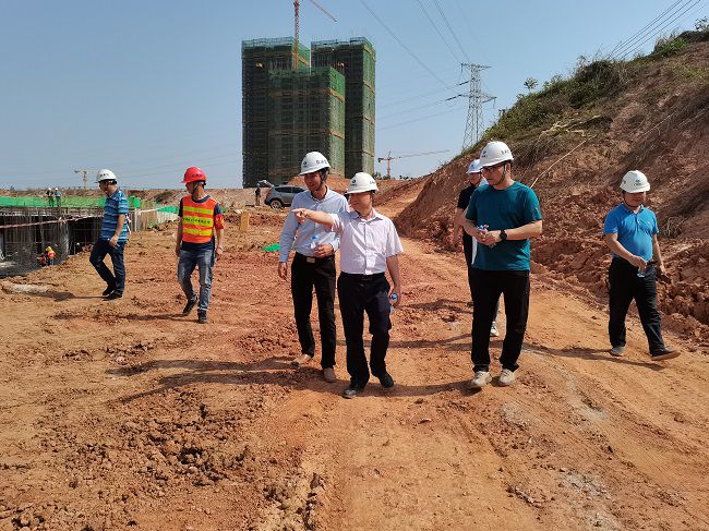 到直属分公司大派河项目检查。。。梁海燕 摄（修图）.jpg