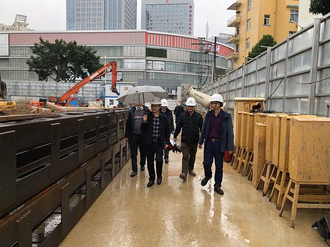 检查现场。！！！Ｂ蕹 摄（修图）.jpg