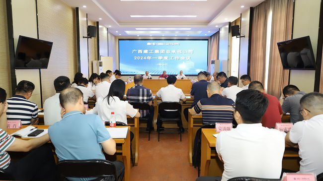 聚会现场 修图.jpg