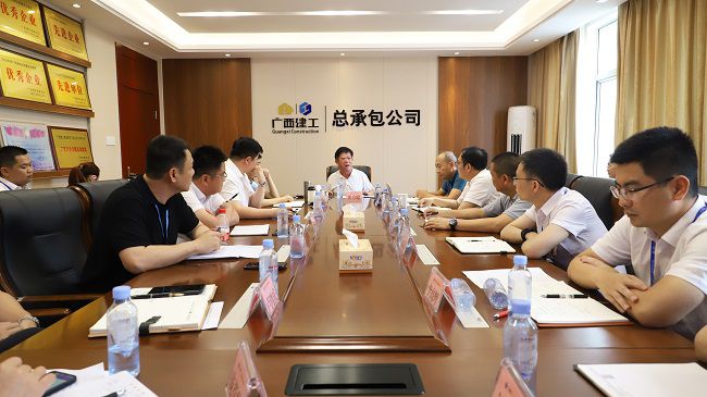 聚会现场 修图.jpg